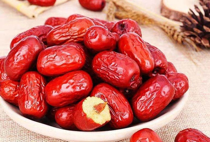 Mẹo chọn táo đỏ khô ngon- Ảnh 2.