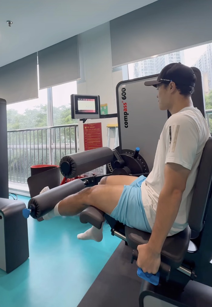 Tình cảnh của Văn Toàn sau ca phẫu thuật chấn thương- Ảnh 2.
