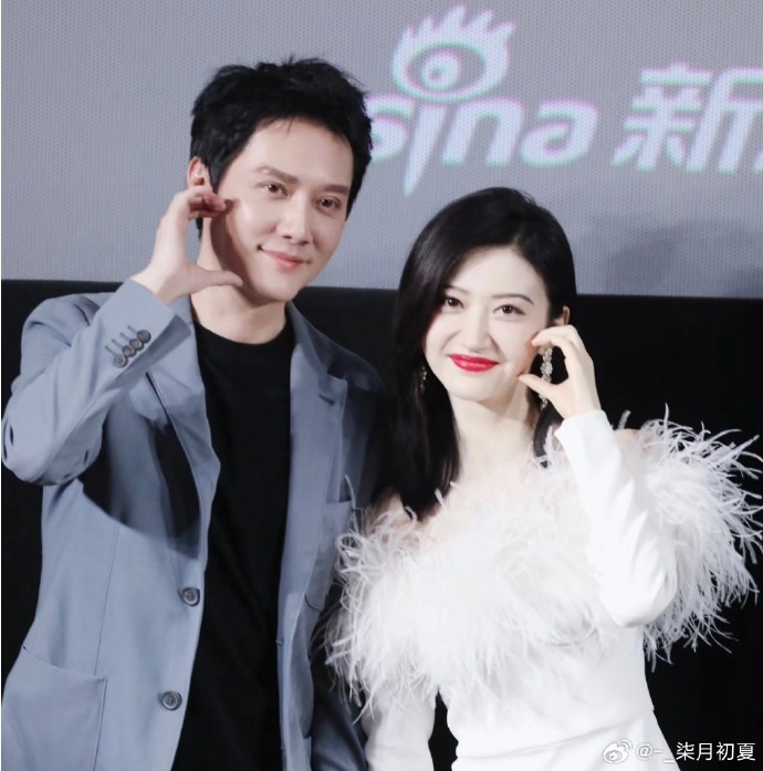 Hot nhất Weibo sáng nay: Hot nhất Weibo sáng nay: