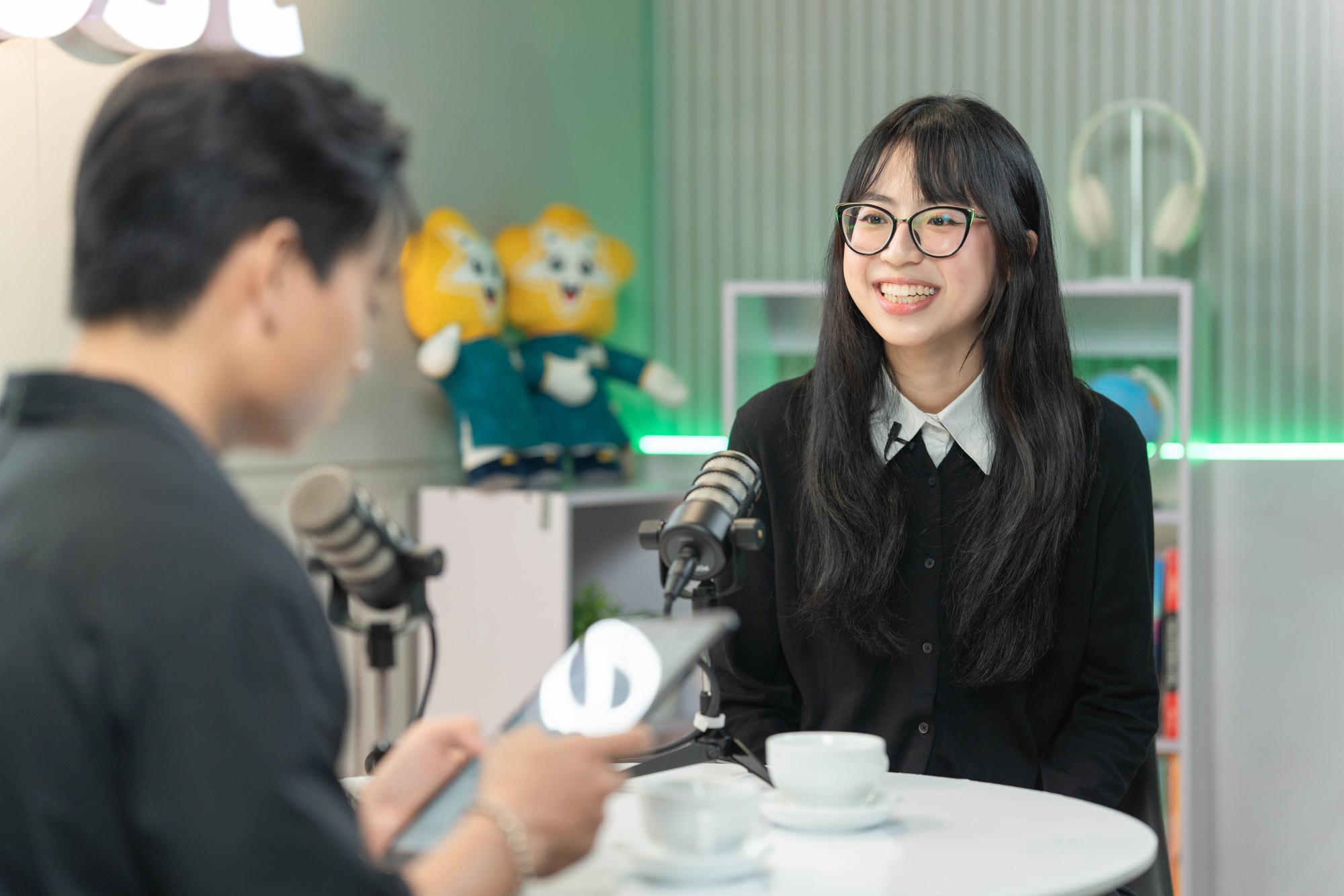 Khi Gen Z tìm thấy “bậc thầy quản lý chi tiêu”: Nhìn bố mẹ để biết cách “chữa lành” không làm rách ví!- Ảnh 1.