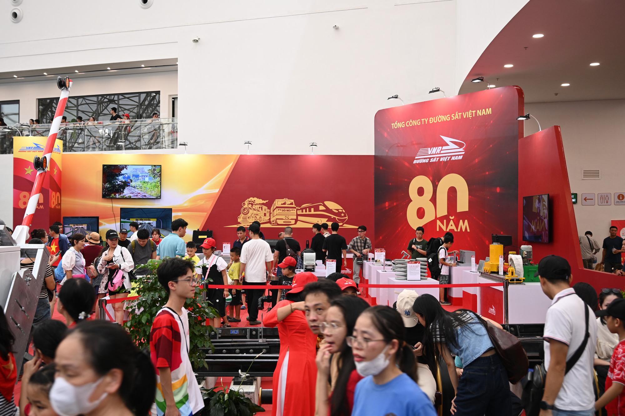 Lần đầu tiên: Du khách có cơ hội "bước vào" những địa điểm quan trọng nhất của quốc gia- Ảnh 10.