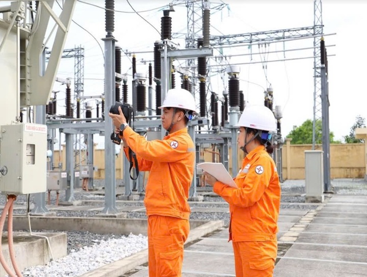 Khách lại phàn nàn hóa đơn điện tăng vọt, EVN lên tiếng- Ảnh 1.