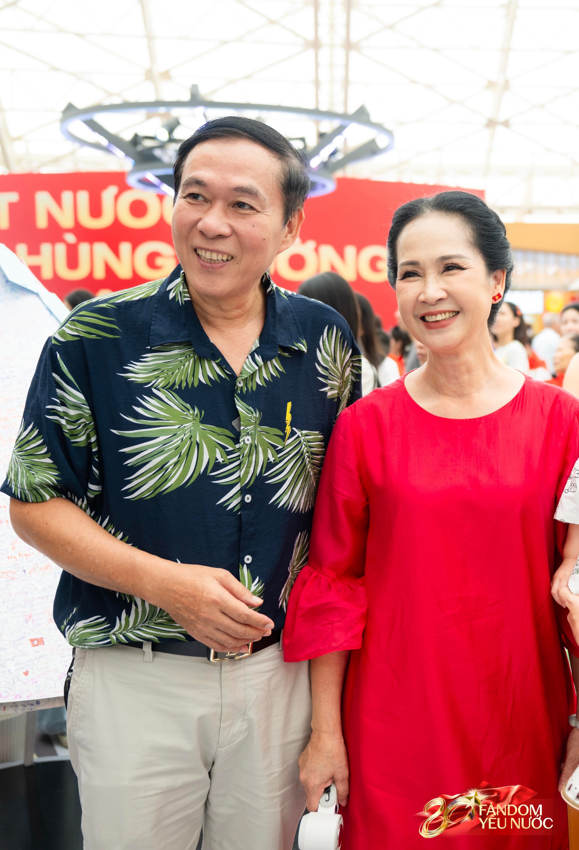 Dàn sao Việt tại Triển lãm Thành tựu đất nước: Phương Oanh - Shark Bình sánh đôi, 1 sao nữ 42 tuổi đang hot khoe visual quá xinh!- Ảnh 7.
