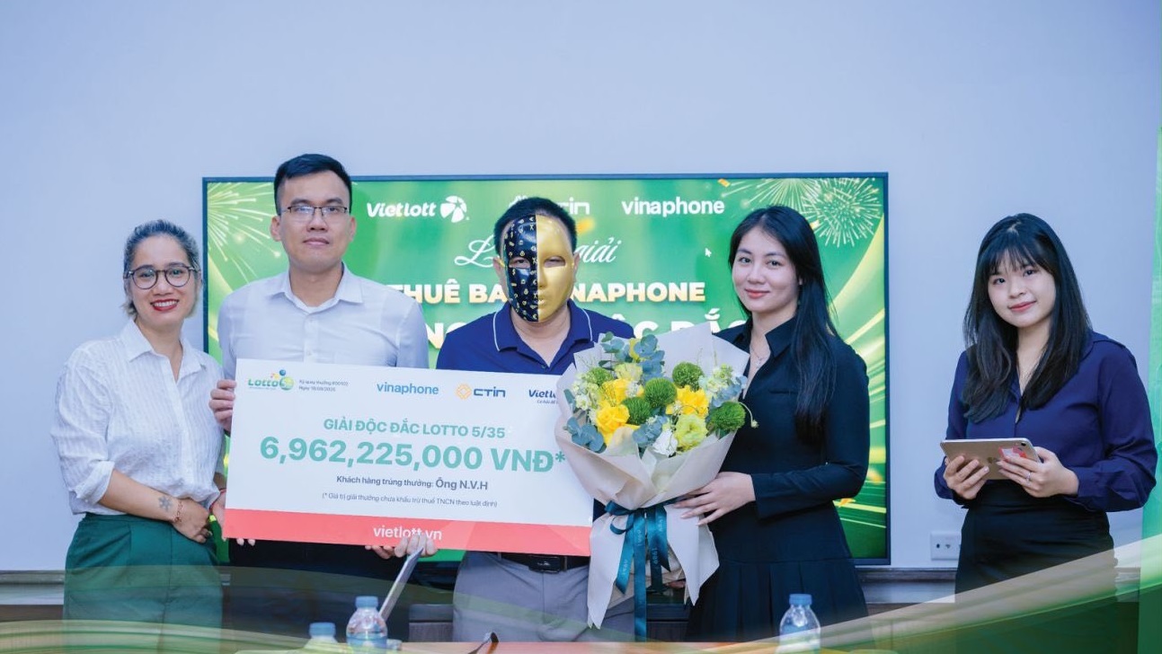 Hàng triệu người chơi không ngờ: Cách "dò số Vietlott" này lại trúng Độc đắc gần 7 tỷ- Ảnh 2. Hàng triệu người chơi không ngờ: Cách "dò số Vietlott" này lại trúng Độc đắc gần 7 tỷ- Ảnh 2.