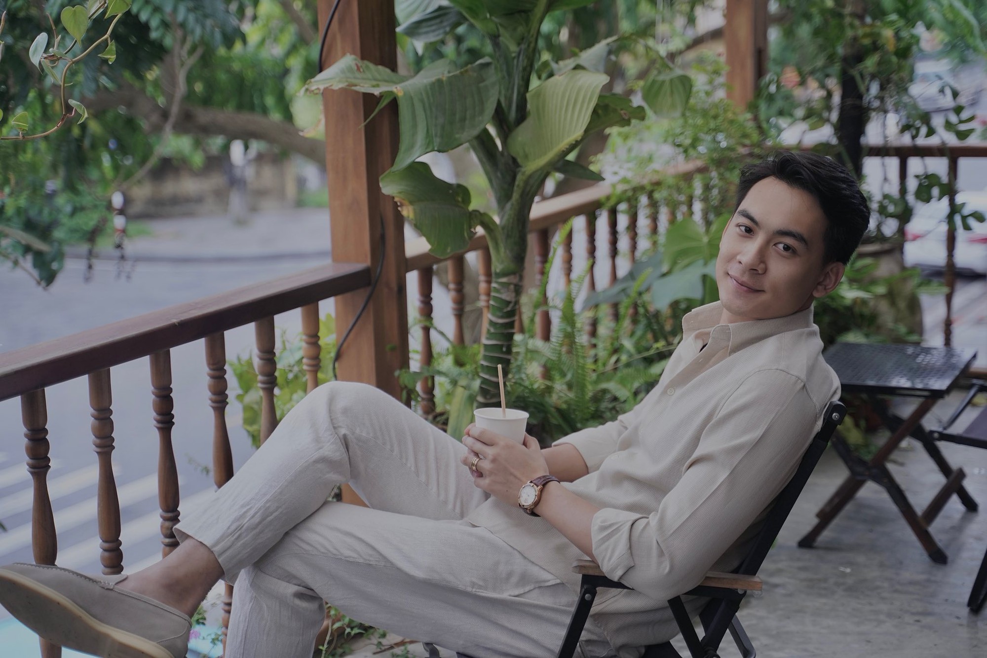 Thiếu uý được ca sĩ Phương Thanh nhường luôn sân khấu sau pha cất giọng: Sao bảo ông trời không cho ai tất cả?- Ảnh 9.