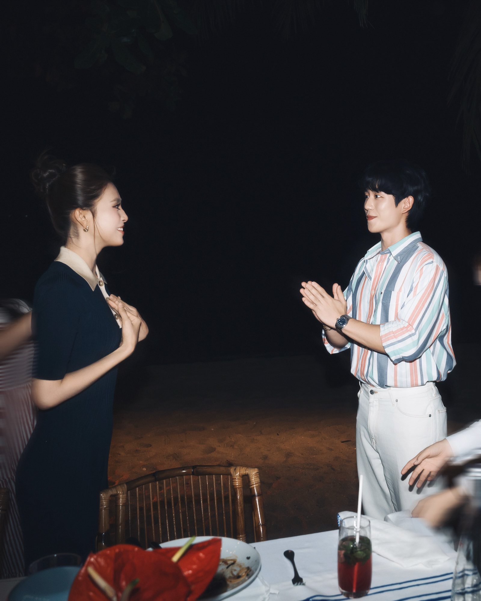 Tiểu Vy và nam thần Jung Hae In gặp gỡ: Event thời trang ngỡ poster phim thanh xuân- Ảnh 2.