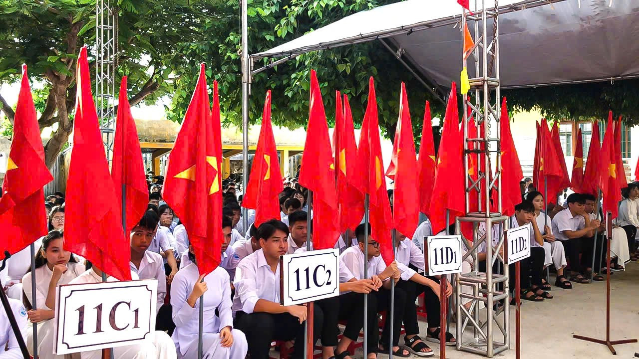 Tổng Bí thư Tô Lâm tham dự lễ khai giảng đặc biệt- Ảnh 33.