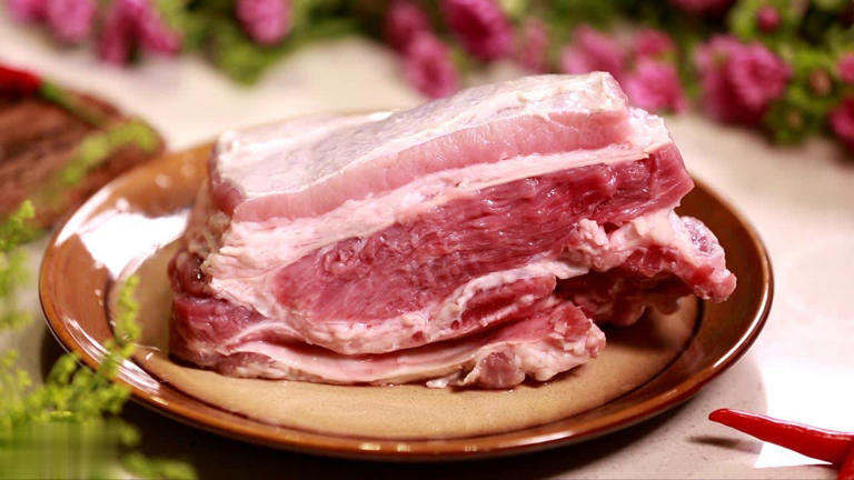 Mua thịt bò đừng chọn bừa: Dân sành ăn chỉ nhắm đúng 3 phần này, chế biến đúng cách thơm ngon gấp bội- Ảnh 2.