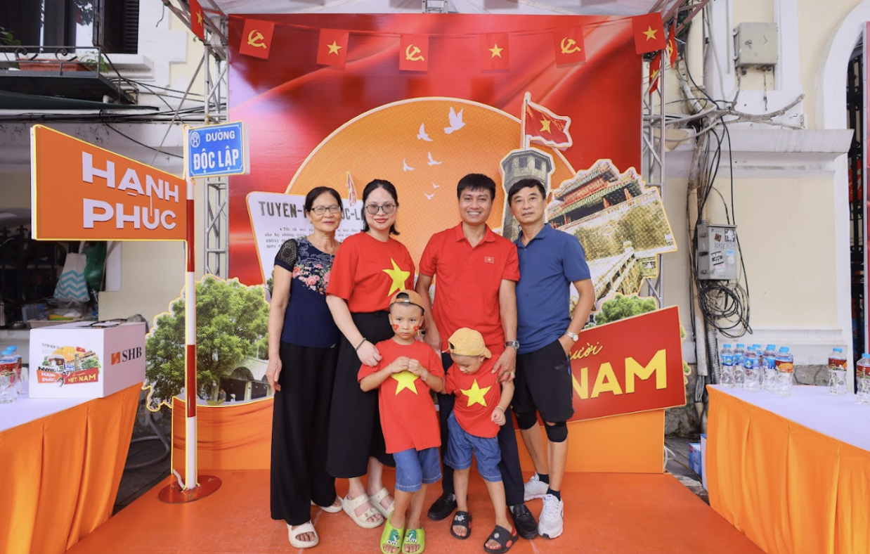 Đại lễ khép lại, một hành trình mới mở ra: Yêu nước từ những điều lặng thầm nhỏ bé- Ảnh 16. Đại lễ khép lại, một hành trình mới mở ra: Yêu nước từ những điều lặng thầm nhỏ bé- Ảnh 16.