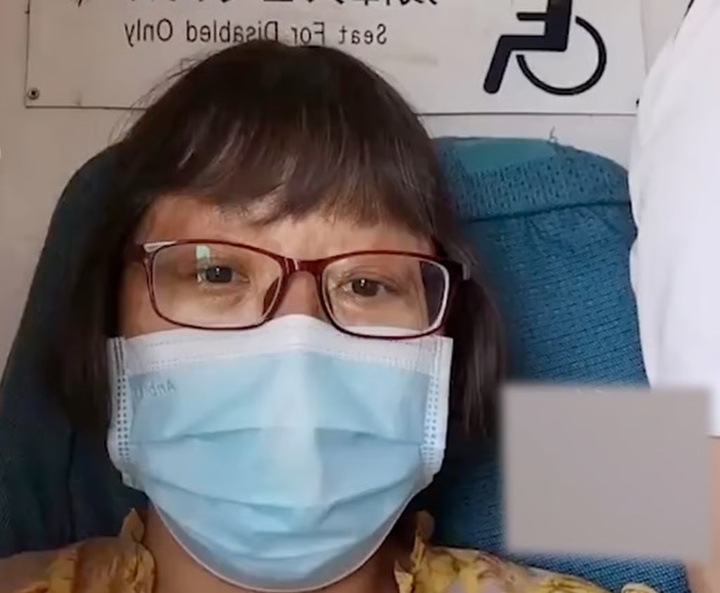 Học sách do con trai thi trượt để lại, người mẹ tàn tật 50 tuổi đỗ thạc sỹ luật- Ảnh 3.