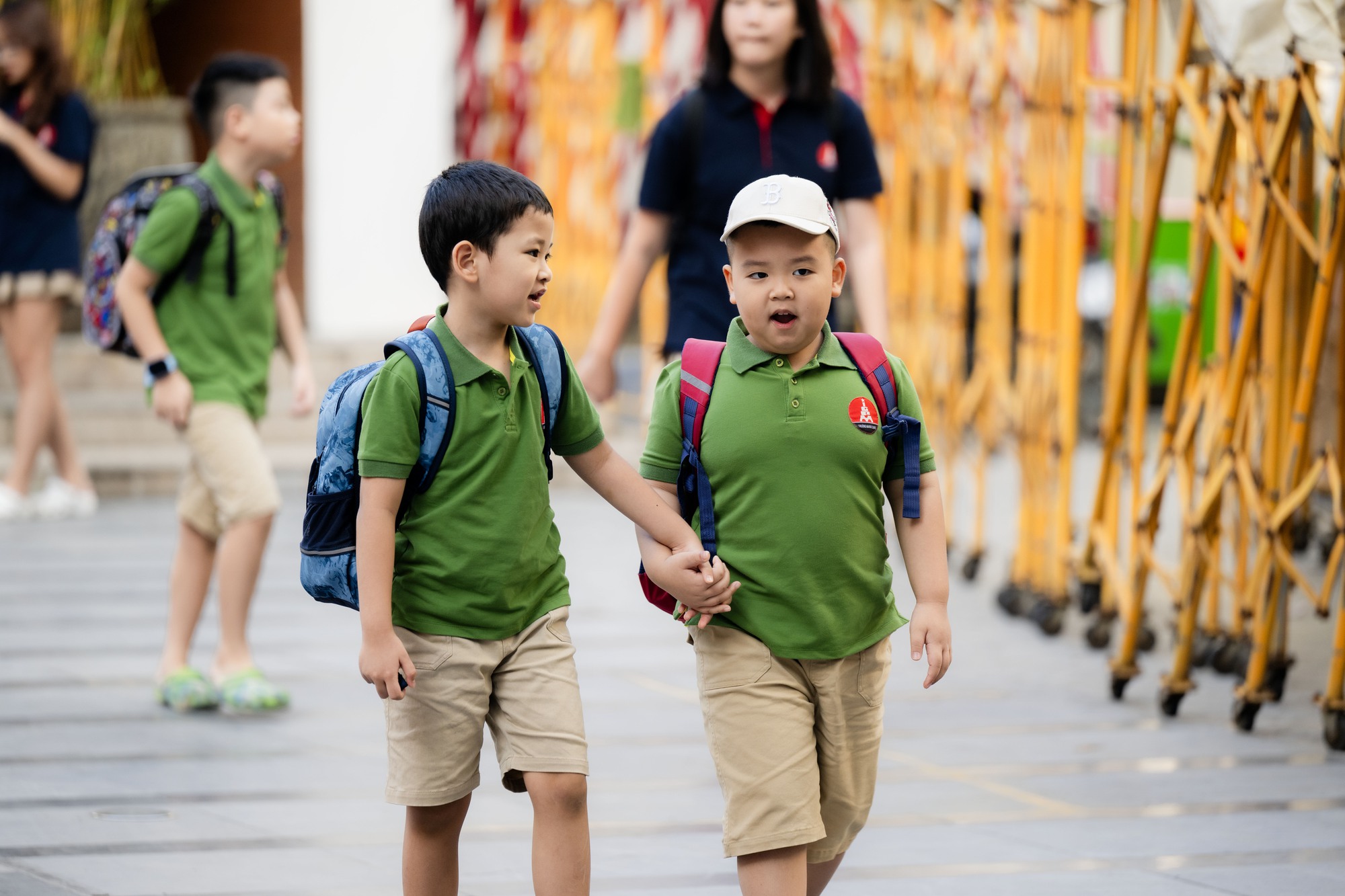 Spotlight lễ khai giảng 2025 thuộc về khối học sinh tiểu học: Combo khóc - cười - ngáp đủ hết!- Ảnh 2.