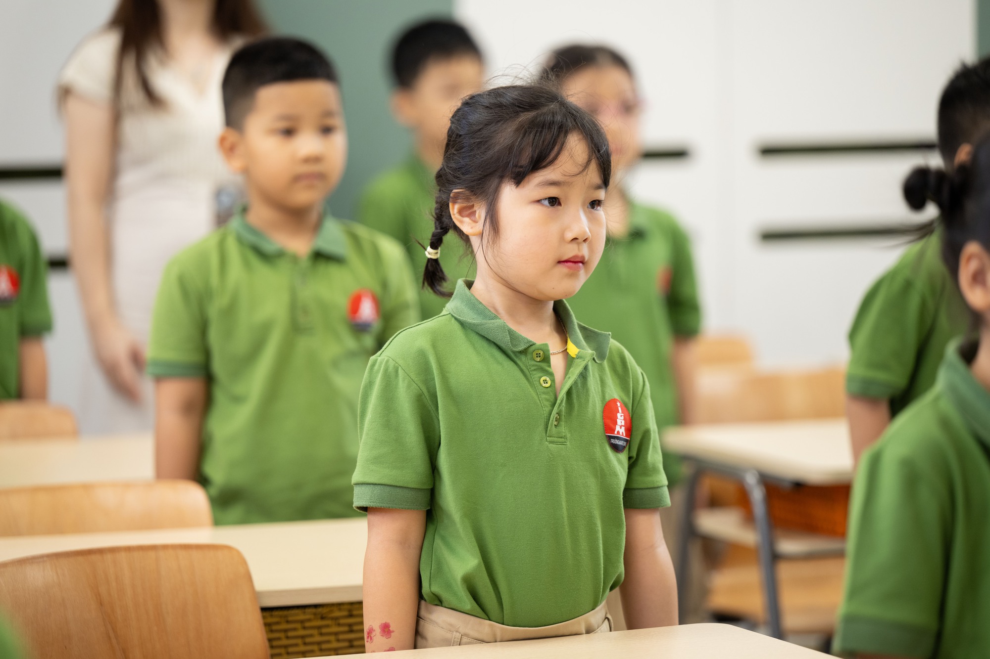 Spotlight lễ khai giảng 2025 thuộc về khối học sinh tiểu học: Combo khóc - cười - ngáp đủ hết!- Ảnh 6.