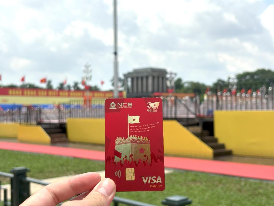 Ngắm những khung hình rực rỡ của thẻ NCB Visa Tự hào check-in dịp Quốc khánh- Ảnh 2.