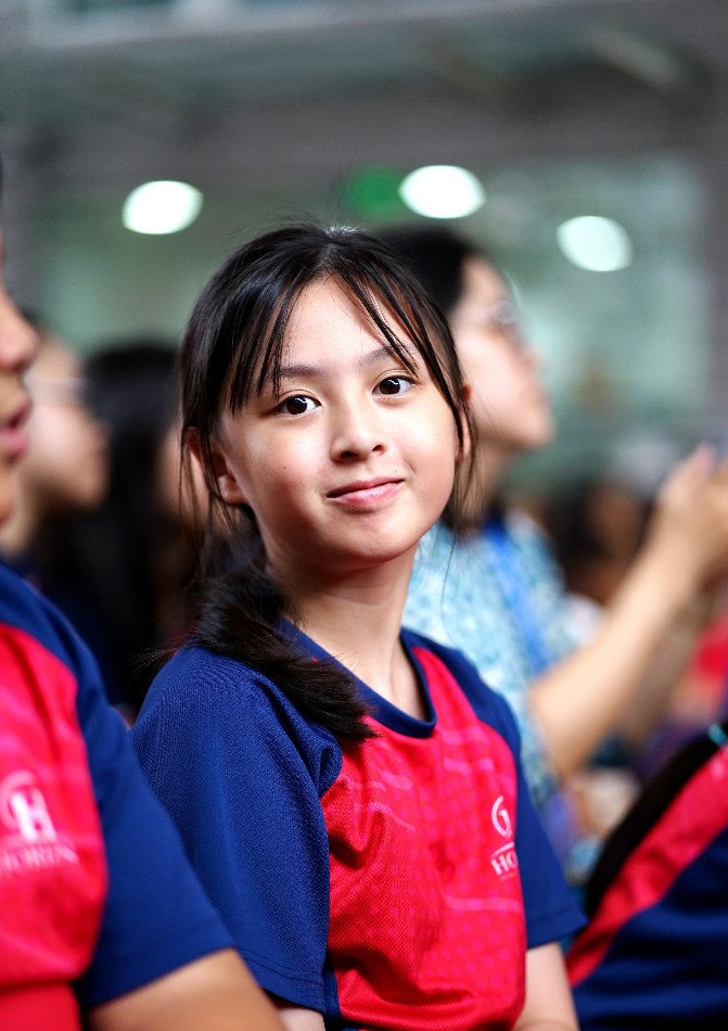 Spotlight lễ khai giảng 2025 thuộc về khối học sinh tiểu học: Combo khóc - cười - ngáp đủ hết!- Ảnh 23.