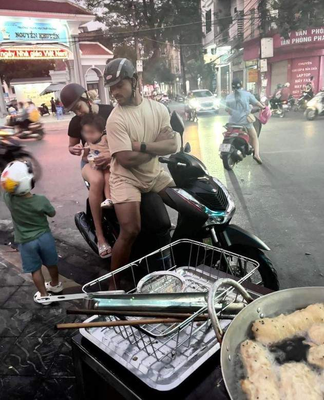 Tiền đạo Nguyễn Xuân Son: “Tôi muốn cùng tuyển Việt Nam dự World Cup 2030”- Ảnh 2.