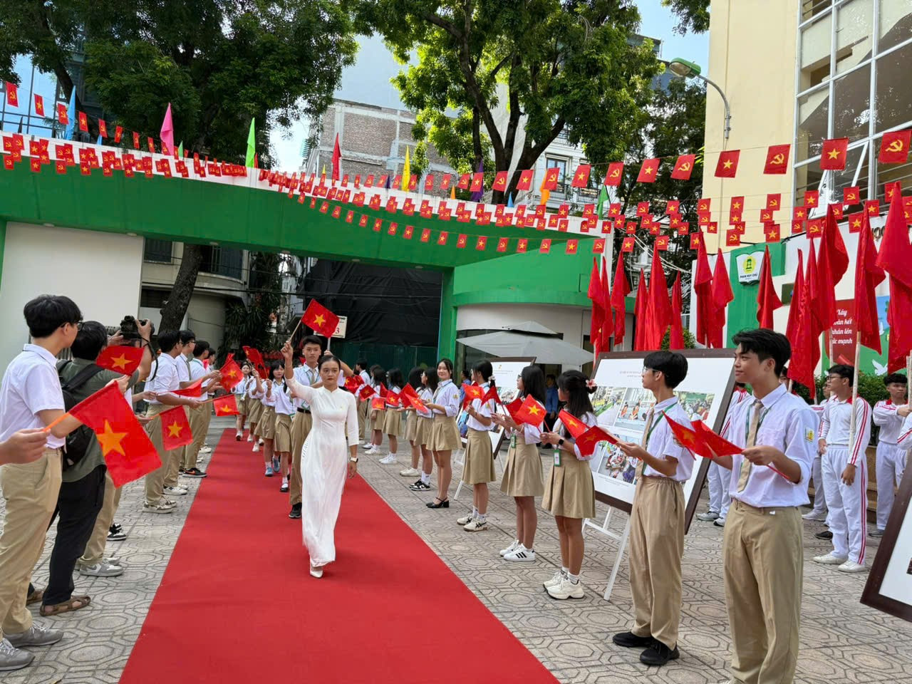 Tổng Bí thư Tô Lâm tham dự lễ khai giảng đặc biệt- Ảnh 51.