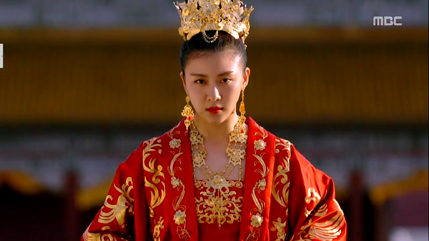 10 Hoàng hậu đẹp nhất Hàn Quốc: Kim Tae Hee bét bảng, hạng 1 đúng chuẩn 