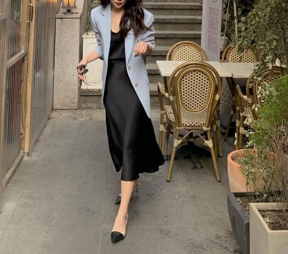 Blazer là item "must-have" mùa thu nhưng phụ nữ 30+ nên tránh kiểu này- Ảnh 3.