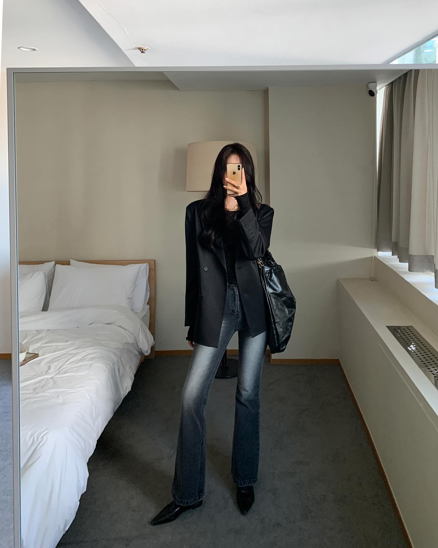 Blazer là item "must-have" mùa thu nhưng phụ nữ 30+ nên tránh kiểu này- Ảnh 8.