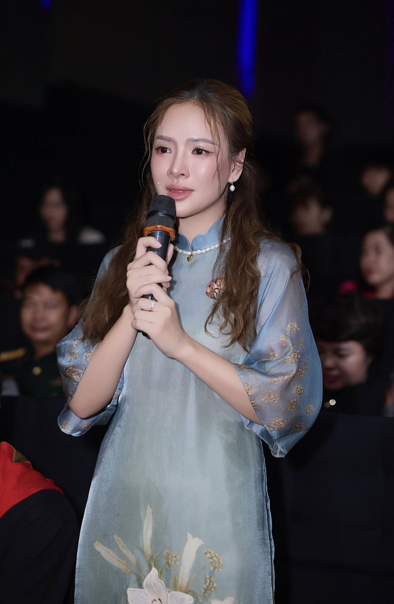Đạo diễn vừa nghỉ việc VTV có vợ là Đạo diễn vừa nghỉ việc VTV có vợ là