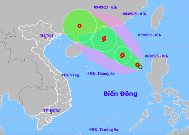 Áp thấp nhiệt đới giật cấp 8 trên Biển Đông, tiếp tục mạnh lên thành bão có vào nước ta?- Ảnh 1.