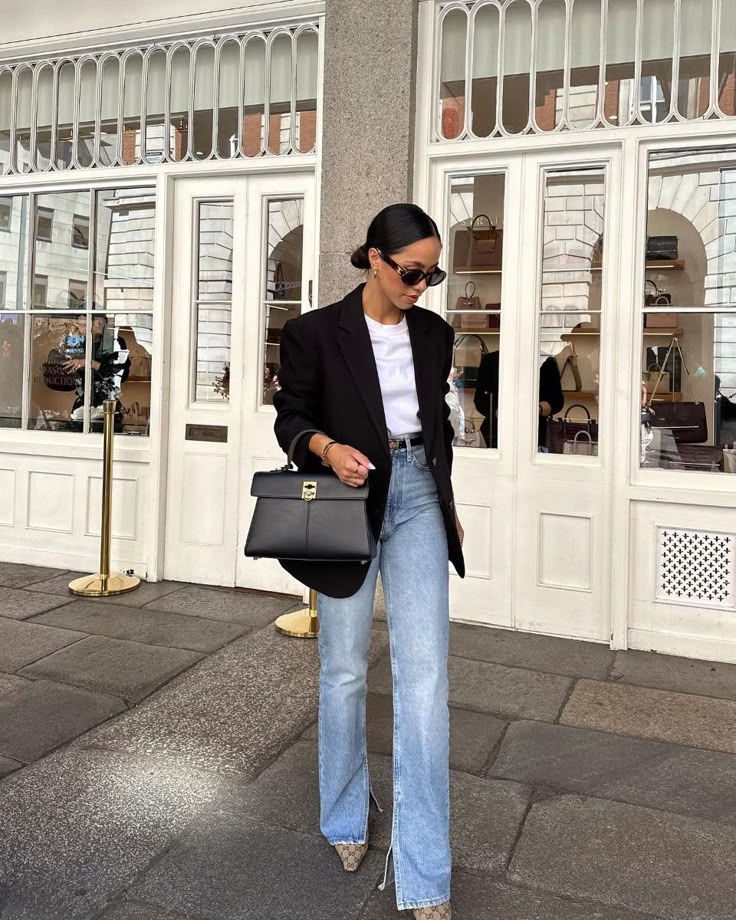Blazer là item "must-have" mùa thu nhưng phụ nữ 30+ nên tránh kiểu này- Ảnh 9.