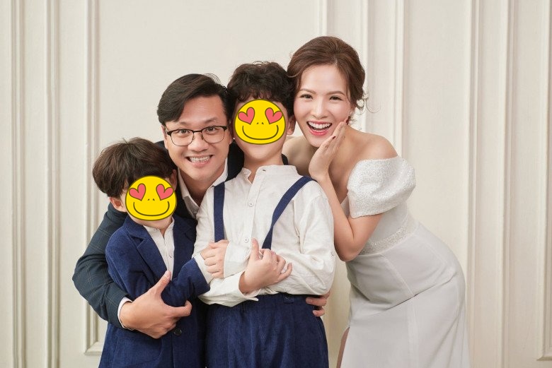 Phó giám đốc VFC nghỉ việc ở tuổi 43: Cha đẻ loạt bom tấn quốc dân, chuyện tình viên mãn cả showbiz ngưỡng mộ- Ảnh 9. Phó giám đốc VFC nghỉ việc ở tuổi 43: Cha đẻ loạt bom tấn quốc dân, chuyện tình viên mãn cả showbiz ngưỡng mộ- Ảnh 9.