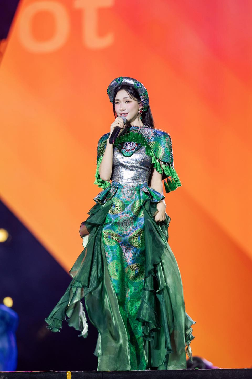 Hòa Minzy lộ ảnh quá khứ thừa cân: Đây là thực đơn giảm cân nữ ca sĩ áp dụng để sắc vóc vạn người mê, collagen được giữ trọn- Ảnh 7.