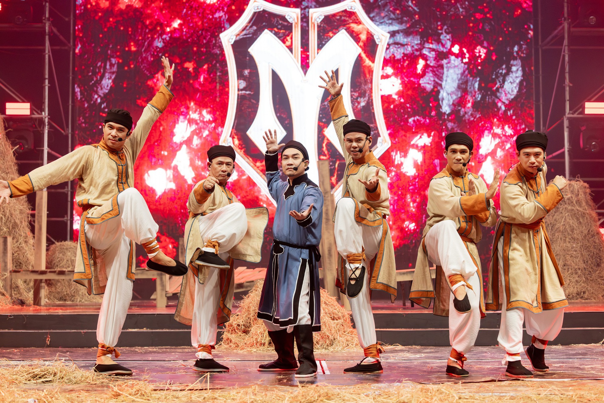 1 nam nghệ sĩ gặp tai nạn giao thông trên đường đến concert Anh Trai Vượt Ngàn Chông Gai- Ảnh 3. 1 nam nghệ sĩ gặp tai nạn giao thông trên đường đến concert Anh Trai Vượt Ngàn Chông Gai- Ảnh 3.
