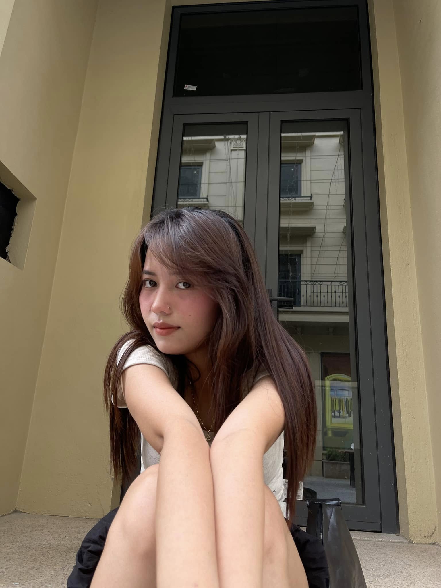Không hề trùng hợp hơn khi vợ anh Tạ ngoài đời tên Yến, là thanh mai trúc mã, nhan sắc 0 điểm- Ảnh 8.