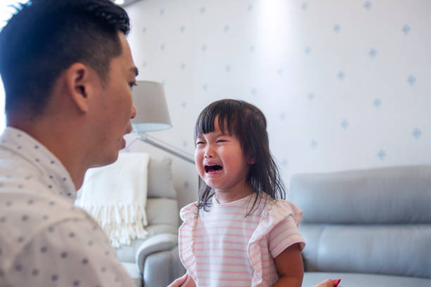 Nhìn 3 đặc điểm này của người cha, có thể đoán tương lai con cái dễ bế tắc, khó mà phất lên nổi- Ảnh 1.