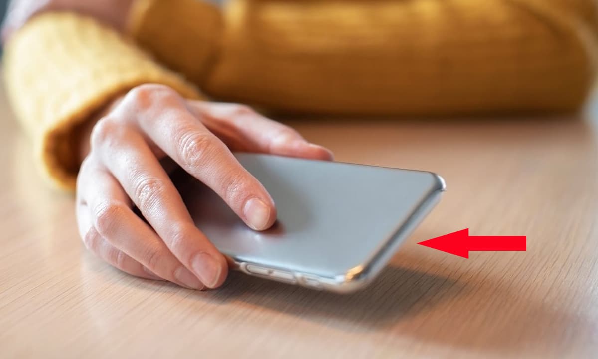Người tinh tế luôn úp điện thoại xuống bàn, lý do vì sao?- Ảnh 2.