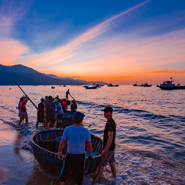 Vịnh biển Việt Nam được vinh danh "tốt nhất thế giới": Du khách nhận xét: Hiếm đâu như ở đây!- Ảnh 9.