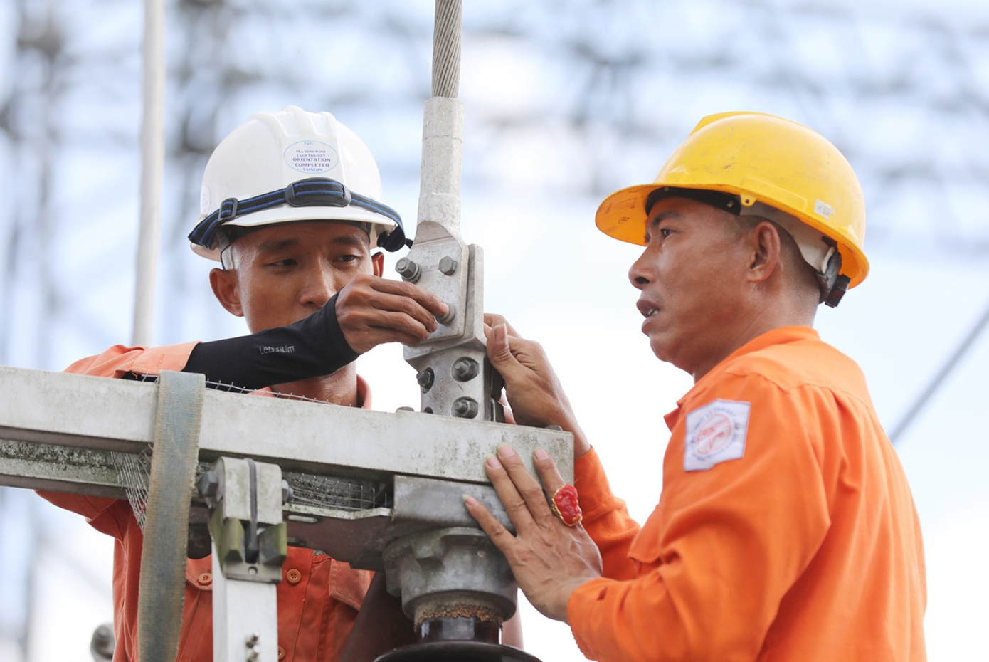 Chuyên gia giải mã lý do hóa đơn tiền điện tăng cao bất thường- Ảnh 2.