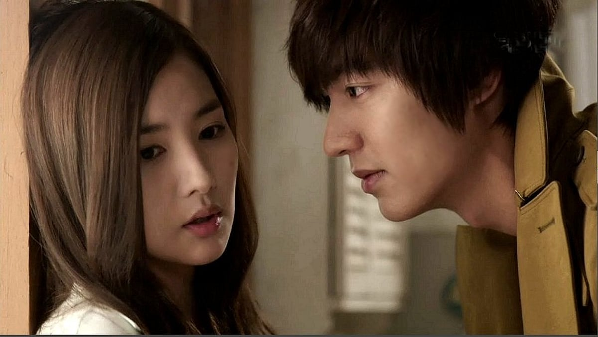 10 cặp đôi phim giả tình thật đẹp nhất Hàn Quốc: Song Hye Kyo - Song Joong Ki xếp thứ 5, hạng 1 gom hết tinh hoa của vũ trụ- Ảnh 2. 10 cặp đôi phim giả tình thật đẹp nhất Hàn Quốc: Song Hye Kyo - Song Joong Ki xếp thứ 5, hạng 1 gom hết tinh hoa của vũ trụ- Ảnh 2.