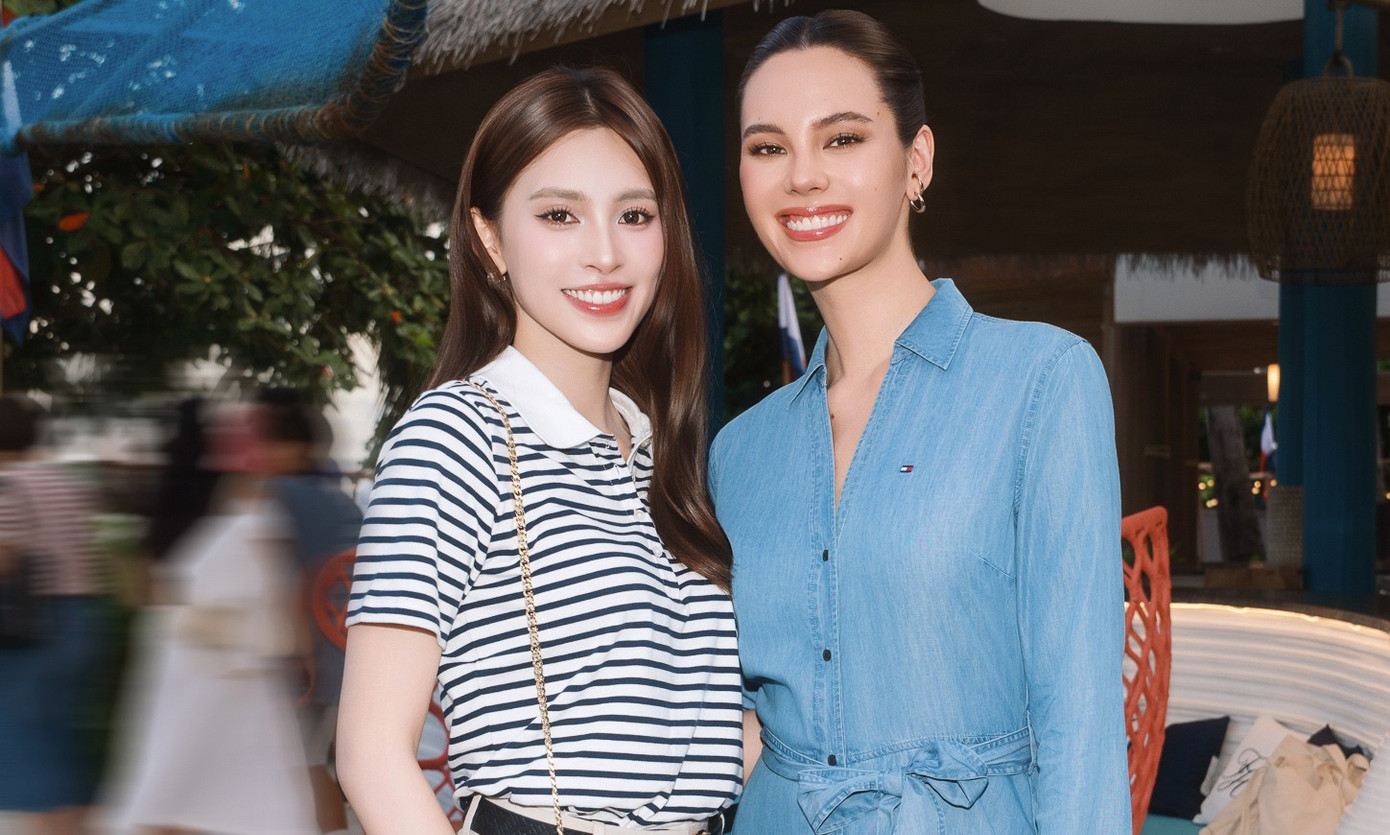 Tiểu Vy chung khung hình với Hoa hậu Hoàn vũ Catriona Gray- Ảnh 4.