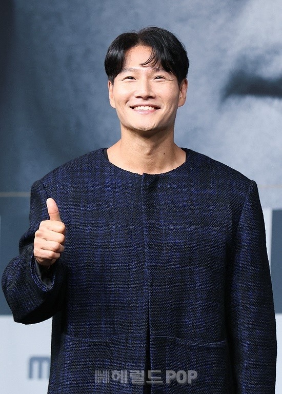 Lộ ảnh hiếm dàn sao hạng A từ đám cưới của Kim Jong Kook?- Ảnh 4. Lộ ảnh hiếm dàn sao hạng A từ đám cưới của Kim Jong Kook?- Ảnh 4.