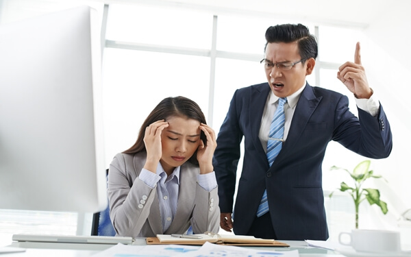 Khi bị sếp mắng, người EQ thấp lập tức xin lỗi hoặc tự ái bỏ đi, người EQ cao ghi điểm nhờ cách trả lời tinh tế này- Ảnh 1.