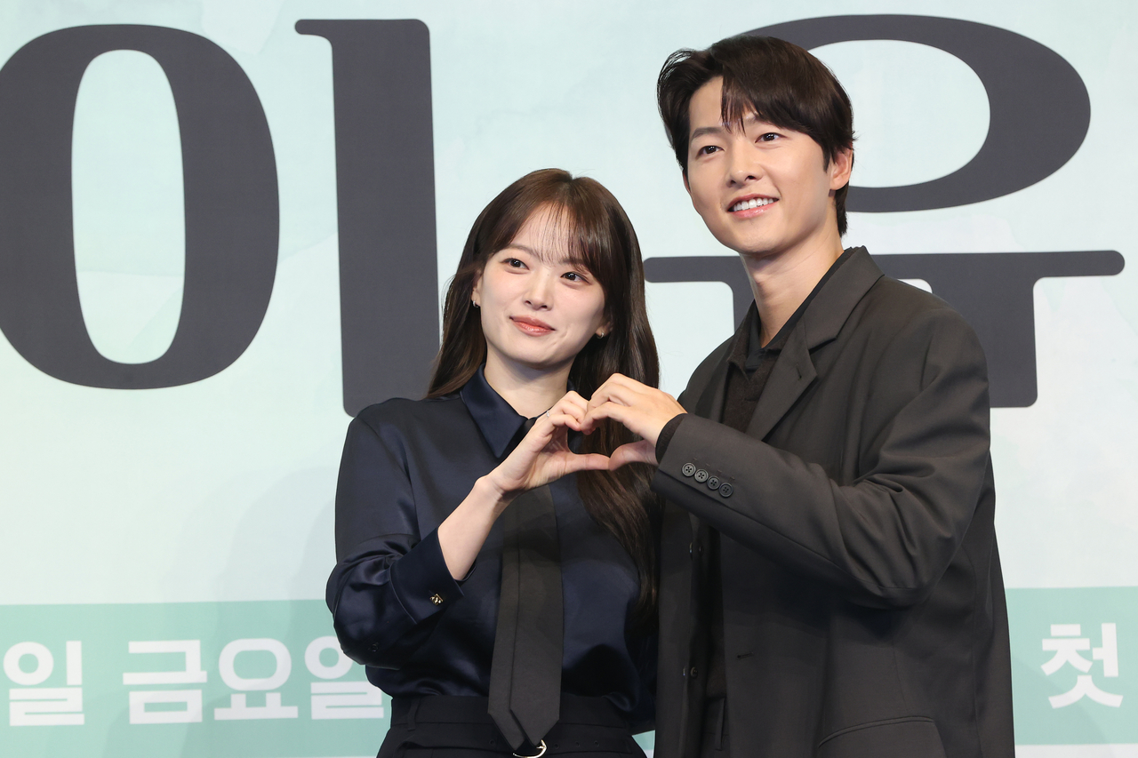 Phim mới của Song Joong Ki bị 1,4 triệu người tẩy chay, tất cả là vì Song Hye Kyo- Ảnh 6.
