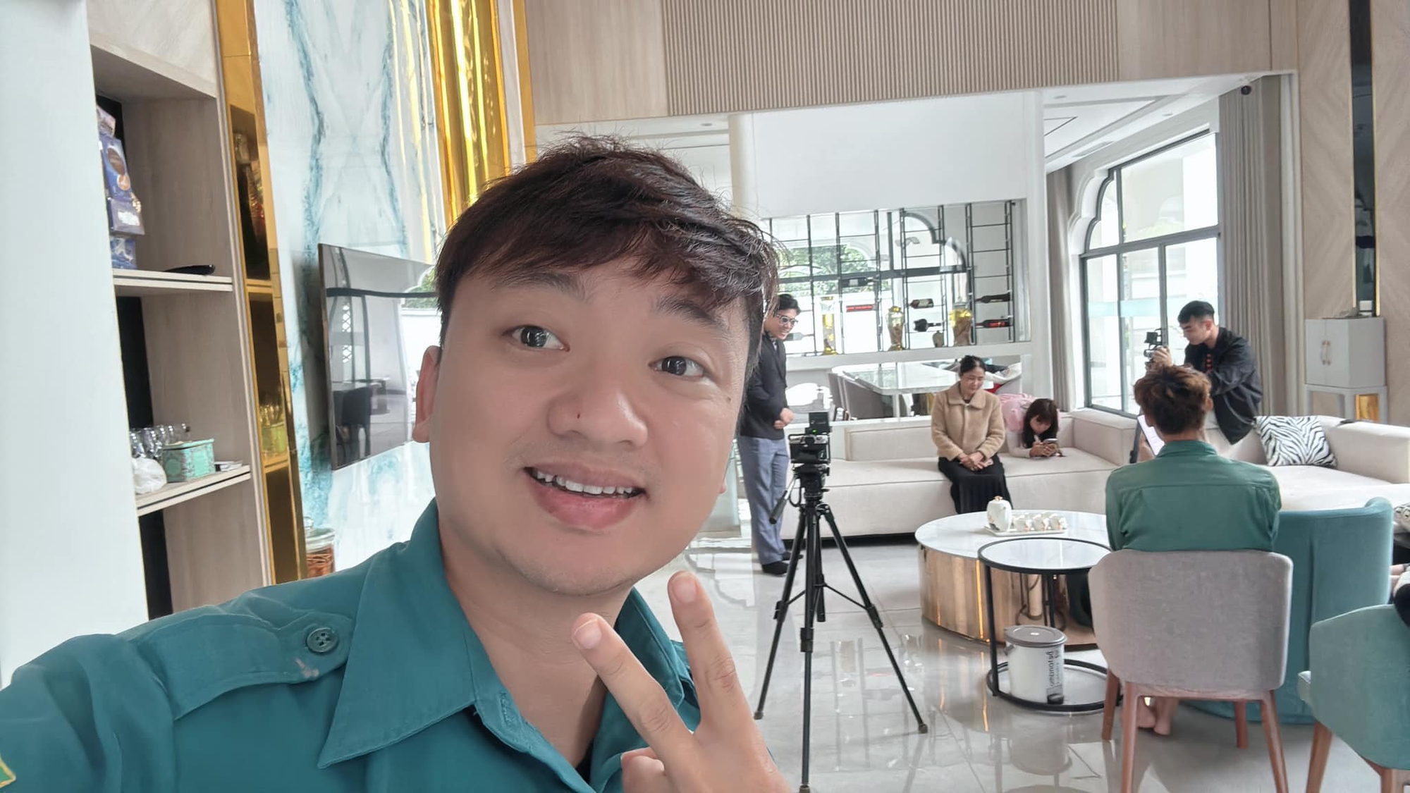 Đức SVM - “Chủ tịch giả nghèo và cái kết…” là ai?- Ảnh 4.