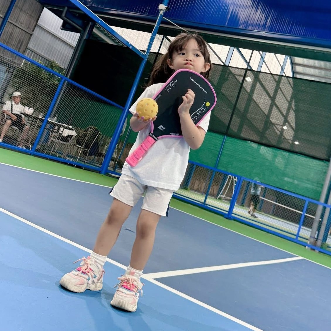 "Trưởng công chúa" Winnie - ái nữ thừa kế tập đoàn: Xinh xắn, học giỏi, hát hay, chơi thể thao đỉnh... thì ra tiểu thuyết không lừa chúng ta- Ảnh 12.