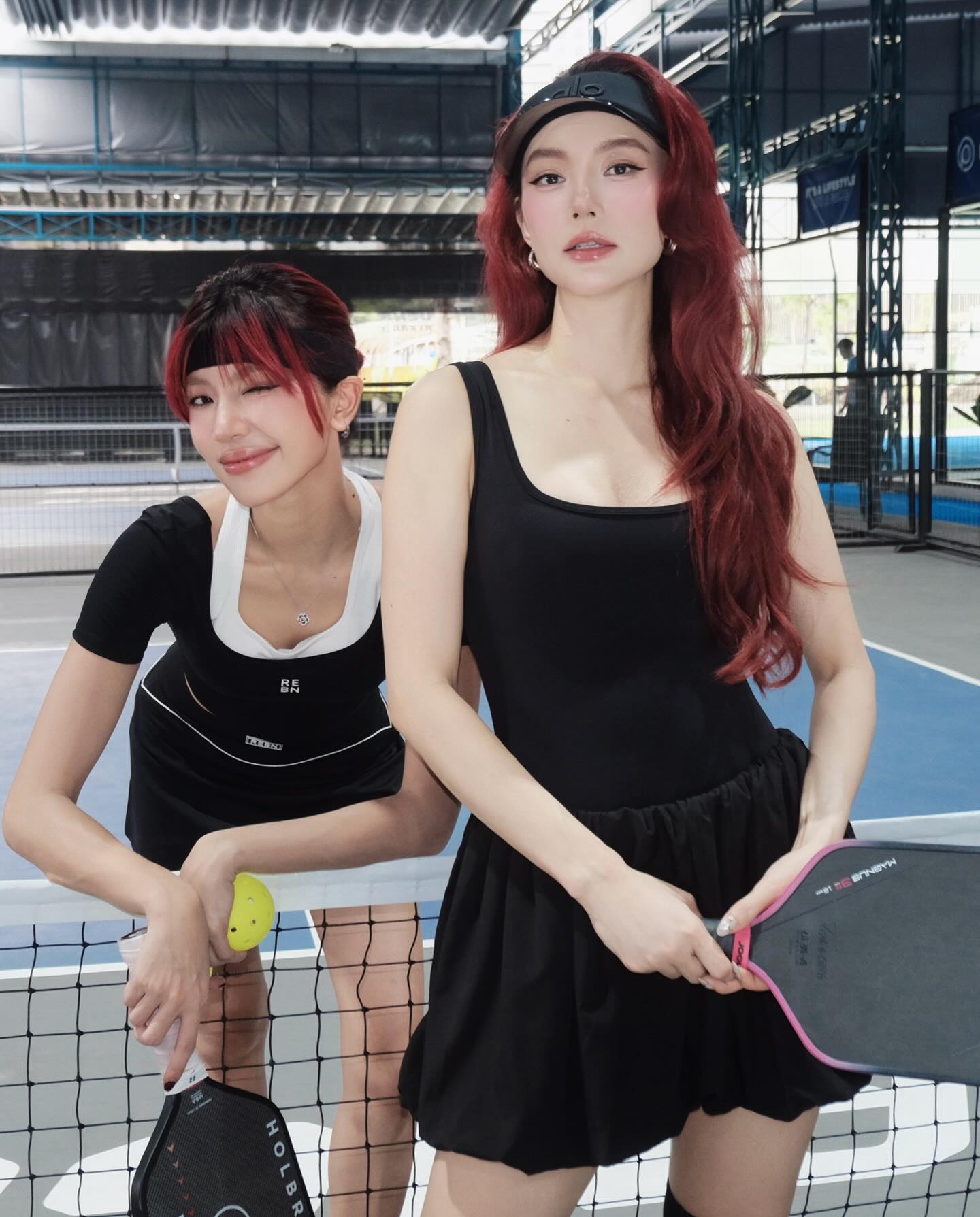 Minh Hằng mê pickleball, chồng đại gia mở 12 sân cho vợ chơi thoả thích, còn lặng lẽ đi sau nhặt bóng gây sốt!- Ảnh 3.
