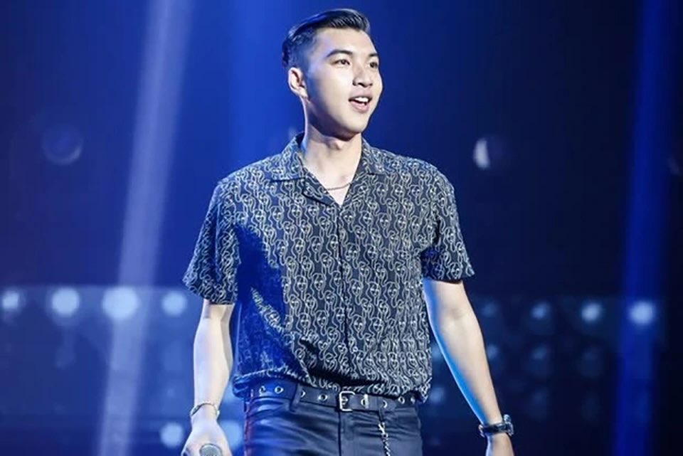 Khán giả không hài lòng với HIEUTHUHAI- Ảnh 6.