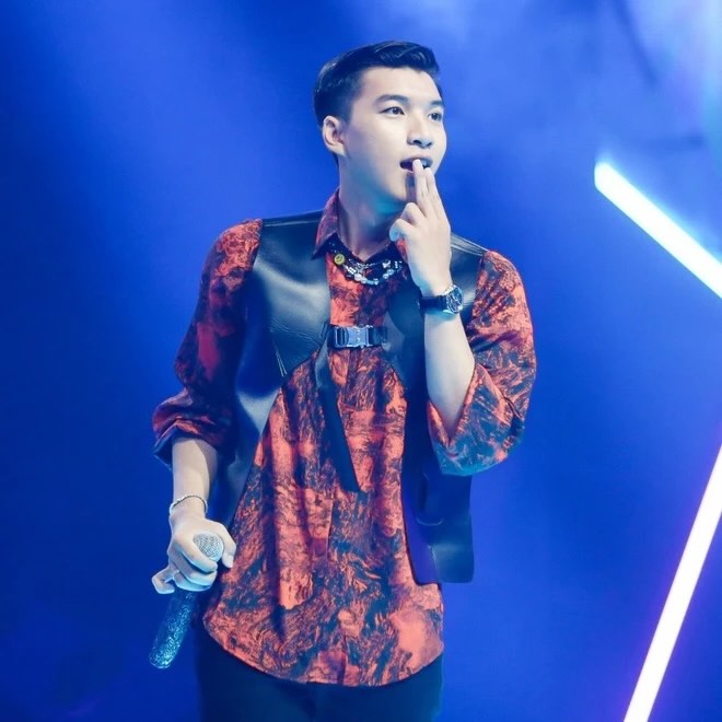 Khán giả không hài lòng với HIEUTHUHAI- Ảnh 5.