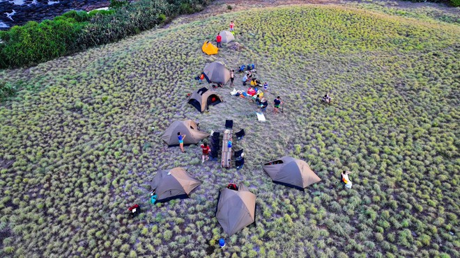 Phát hiện hòn đảo hoang sơ giữa biển miền Trung: Không có nhà dân, cảnh thay đổi theo mùa- Ảnh 4.