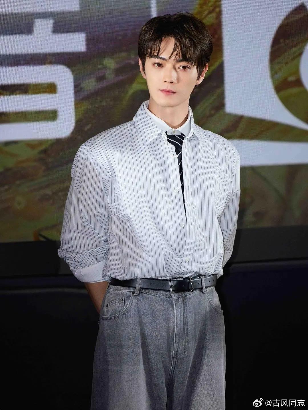 "Hot boy đẹp nhất Tử Cấm Thành": Bị tố cầm đầu ổ bạc showbiz tại gia, cảnh sát vào cuộc- Ảnh 2.