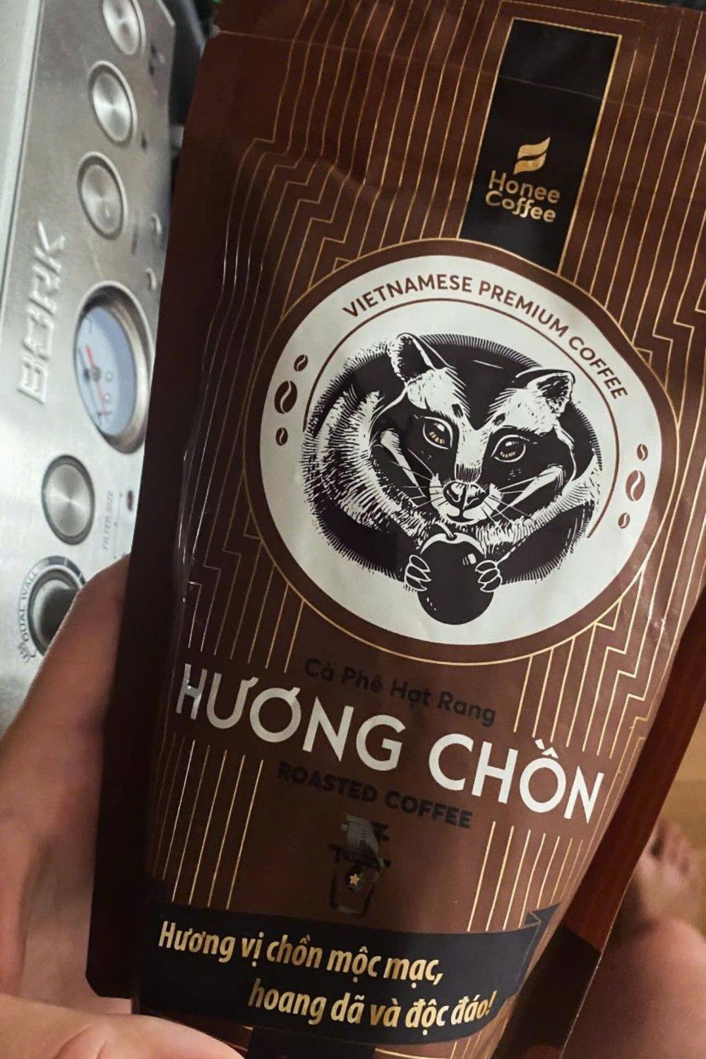 Bất ngờ trong vali quà Việt quân nhân Nga mang về từ A80: Đầy đủ "combo" yêu nước siêu dễ thương, đặc biệt nhất là món đồ này- Ảnh 4.