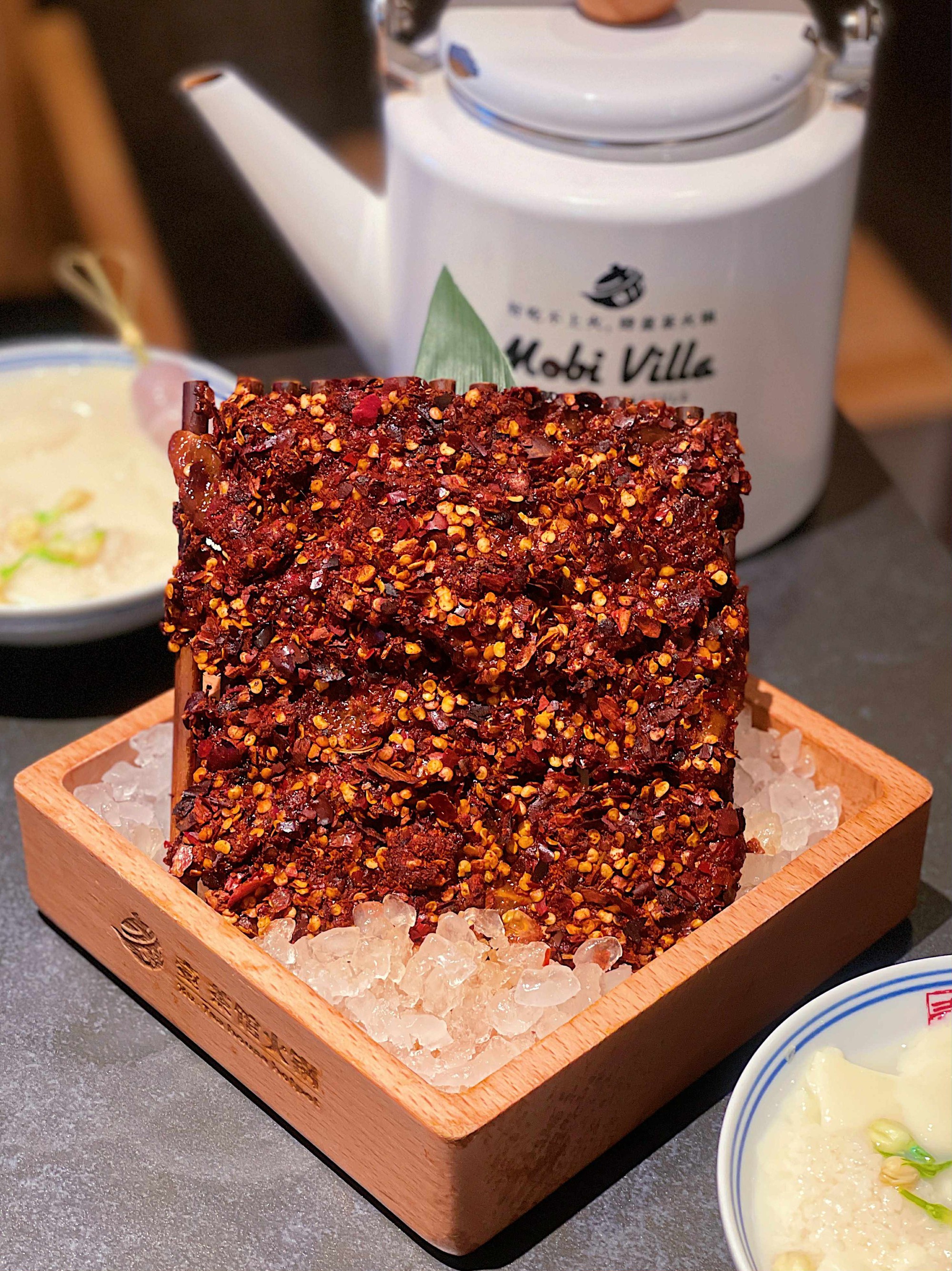 Ăn lẩu ở Trung Quốc, khách Việt 