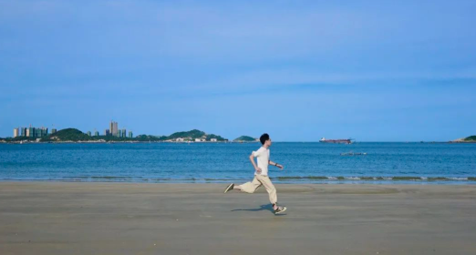 Bí mật sau bức ảnh sân bay Thượng Hải đang lan truyền: Lý do khiến người trẻ "lao đầu" vào các thành phố hạng nhất- Ảnh 3.