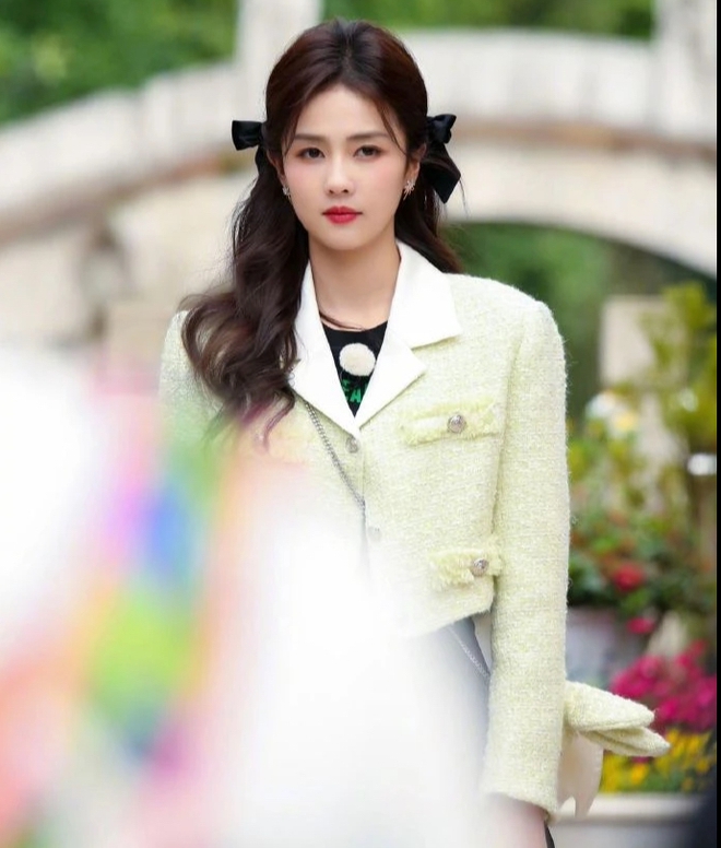 Bạch Lộc mặc Gucci quá tệ, nhìn sang Chi Pu khác hẳn- Ảnh 7.